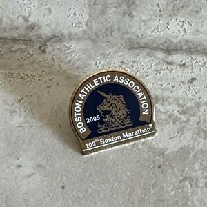 Boston Marathon 2005‎ 109th Anniversary Pin